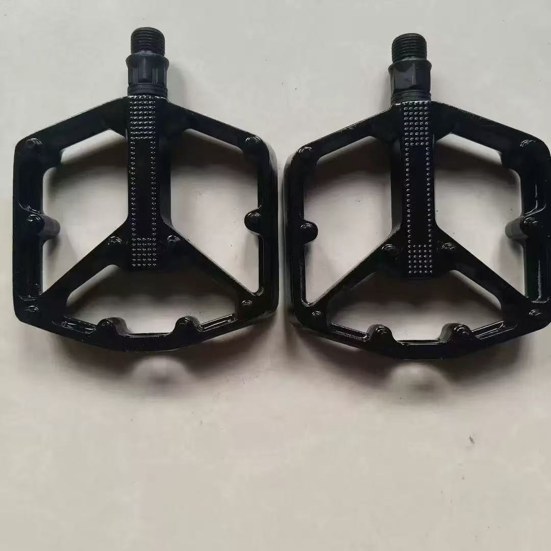Bicycle Pedals Black Silver Mo - Pedal Platform Flat ulasan dan harga